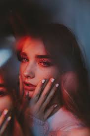 Euphoria Inspired Studio Shoot With Fractal Filters Portrait Photoshoot Photography Inspiration Portrait Self Photography