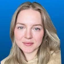 Roseann Lancaster's Instagram, Twitter & Facebook