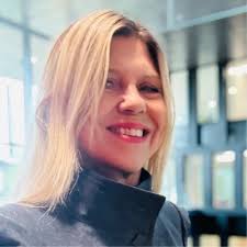 Lorsque que j'ai créé Aïda, j'avais 15 ans et j'étais en classe de 2nde.  80000 jeunes mobilisés dans la lutte contre le cancer et 6 ans plus tard,  je suis très heureuse