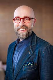 Dr Tom Murray, Sex and Relationship Expert. Straight Talk, Results.