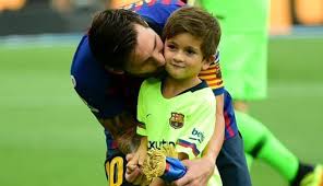 The brazilian, arguably the greatest player in history, attempted to cram in as many attacking players as he… Soccerinfomania On Twitter Lionel Messi Confirms Big Change In His Son Thiago That Would Make Fans Excited Https T Co Qnkgq5jxfd