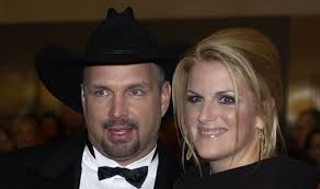 Brooks met his first wife, sandy mahl, in college and the two married 1986. Garth Brooks And Trisha Yearwood How Long Have They Been Together Long Haul Music Entertainment Express Co Uk