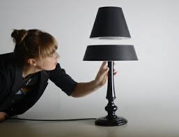 The shape of the lamp and the color of the light give a beautiful floating allure that will become the perfect. Lampen Design Klassiker Mit Futuristischem Look