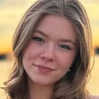 Student housemates in Miramar Beach, FL