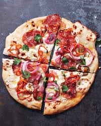 White Pizza With Pickled Onions And Peppers Ricetta Con Immagini Ricette Piatti Ricotta