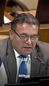 🚧 𝐂𝐚𝐦𝐢𝐧𝐨 𝐀𝐮𝐫𝐨𝐫𝐚 𝐝𝐞 𝐕𝐢𝐜𝐭𝐨𝐫𝐢𝐚: 𝐫𝐢𝐞𝐬𝐠𝐨 𝐩𝐚𝐫𝐚  𝐯𝐞𝐜𝐢𝐧𝐨𝐬 𝐲 𝐬𝐢𝐧 𝐫𝐞𝐬𝐩𝐮𝐞𝐬𝐭𝐚𝐬, Los vecinos del sector  Aurora, en la comuna de Victoria, presididos por Don Juan Eusebio Burgos  Mora, están profundamente preocupados ...