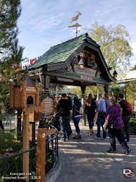 New Matterhorn Bobsleds Queue At Disneyland Allears Net