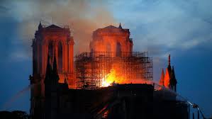 Architect uitgenodigd voor wederopbouw notre dame. Brand In Notre Dame Vorher Nachher Vergleich So Sieht Die Kathedrale In Paris Nach Dem Feuer Aus Sudwest Presse Online