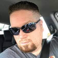 Shaun Mosher's Instagram, Twitter & Facebook