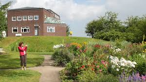 Die stiftung seebüll ada und emil nolde ist eine 1956 gegründete stiftung. Der Garten Von Emil Nolde Gitti Gartenzwerg