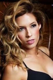 Kara Petersen's Instagram, Twitter & Facebook