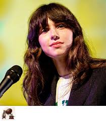 Clairo, Mika, Julio de la Rosa,...