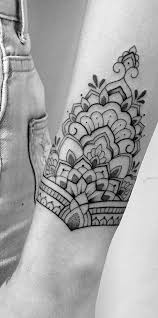 Top 30 Dessins De Tatouage D Olivier Pour Hommes Idees D Encre Olea Europaea Ornamentalt Tatouage Tatouage Floral Tatouage Complexe