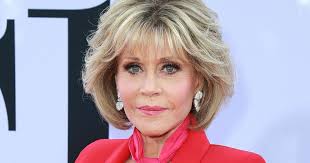 She's done it four out of 11 times. Jane Fonda Schluss Mit Blonden Strahnchen Sie Steht Jetzt Zu Ihrem Grauen Haar Bunte De