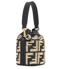 Buy fendi clothing & accessories and get free shipping & returns in usa. 900 Idee Su Borse Nel 2021 Borse Borse Fai Da Te Borsette