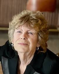 Kimberly Covell's Instagram, Twitter & Facebook