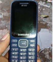 Samsung Guru Music 2 Mobile Used Oll Ok Kono Somosha Nai Samsung Guru Music 2 Oshadaron Used Phone 01616677704 Mobile Charger Mobile Phone Powerbank