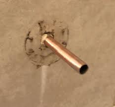 Looking at a piece of new galvanized pipe, it's hard to imagine that it could ever break, but after 20 years or so of carrying. Any Plumbers Out There Bathtub Spout Problem Everything Else Bass Fishing Forums