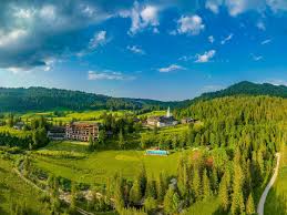 Schloss Elmau - Escape. Unwind. Recharge.