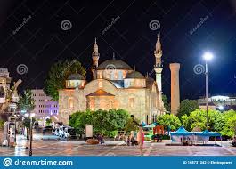 Detdiar sidj as tuleetst di 27. Yeni Camii Moschee In Malatya Turkei Stockfoto Bild Von Architektonisch Anziehung 168731342