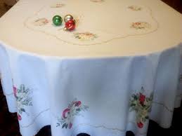 60 Inch Round Tablecloth Vintage Tablecloth With Christmas Etsy In 2020 Vintage Tablecloths Table Cloth Tablecloth Fabric