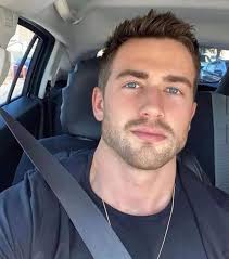 Got anyone whose been a fan for more than 20 years?😍🏈