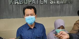 Bupati sleman sri purnomo mengatakan, ada 250 orang pelajar smp negeri 1 turi yang mengikuti acara susur sungai tersebut. Istri Bupati Sleman Dipastikan Lawan Wakil Bupati Petahana Di Pilkada 2020 Halaman All Kompas Com