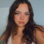 Nicole Loera's Instagram, Twitter & Facebook