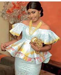 Voir plus d'idées sur le thème mode africaine, tenue africaine, mode. Top Bazin Chic Robe Taille Base Nouveaute 2020 140 Facebook