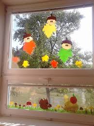 Pin By Luisa On Vyzdoba Skolky Fall Window Decorations Fall Classroom Decorations Fall Crafts For Kids
