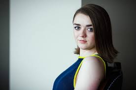 Maisie williams spotted at the serpentine summer gallery rocking her new gothic glam. Hd Wallpaper Actresses Maisie Williams British Brunette Short Hair Wallpaper Flare