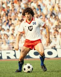 Our former player and club legend Kevin Keegan has been diagnosed with  cancer and will now undergo treatment. Our thoughts and prayers are with  you - stay strong, Mighty Mouse! 💙🤍🖤