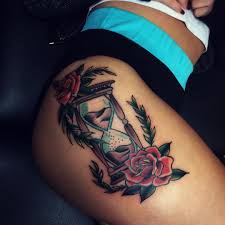 This design clearly indicates the mortality of every element on this earth. 40 Creatively Explore The Eternal Passage Of Time With These Hourglass Tattoo Ideas