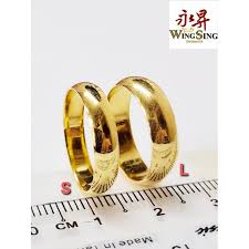 Tentukan ukuran cincin sampai dengan final fitting cara mudah untuk mengetahui ukuran cincin (foto: Wing Sing 916 Gold S Lite Vanligt Ring Cincin Lotr Licin Padu Cbr Emas 916 0 40cm Lazada