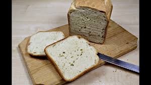 Ai nevoie atunci de o masina de facut paine. Masina De Facut Paine Si Prajituri Primele Incercari Drumul VieÈ›ii