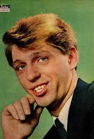 Happy birthday to the legendary Sid Wallace today! Always a Blue 💙