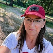 Ed Lapinski (@EdLapinski79362)