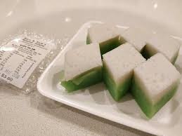 See here, the meanings of the word burst, as video and text.(click show more below.)burst (noun) an instance of, or the act of bursting. 30 Irresistible Malaysian Desserts You Simply Must Try