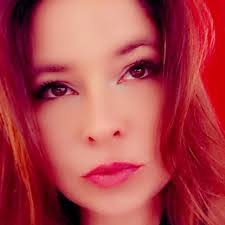 Casey Kaminsky's Instagram, Twitter & Facebook