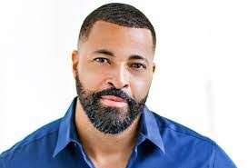 Barbara Remmer's Instagram, Twitter & Facebook