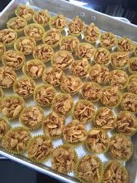 Resepi biskut cornflakes madu kalau makan satu tak. Cara Mudah Hasilkan Biskut Cornflakes Madu Yang Rangup Sedap