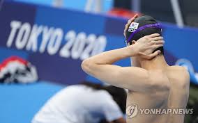 K대 경영학과의 젊은 교수 하재영. Qwdoggznbw4hpm