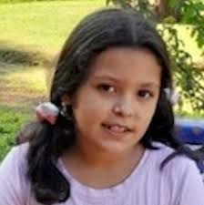 Celeste Cisneros (@CeleCisne)