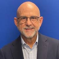 M. Brett Giles, CFP(r)