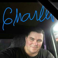 Llegaron las Panzas Plástico Abs se doblan y amoldan fácilmente NO SON DE  FIBRA DE VIDRIO !!!! que se rompe con solo tocarla , haga una buena  inversión precio y calidad Universales