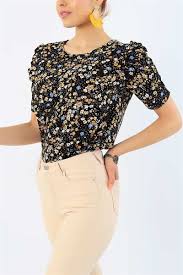 24 95 Tl Desenli Karpuz Kol Dokuma Viskon Bluz 32671 Modamizbir 2020 Bluz Moda Stilleri Mankenler