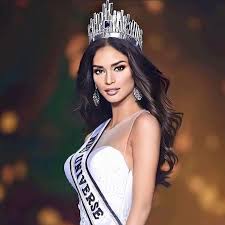 On twitter, pia expressed her surprise when she woke up to a flood of angry tweets from vietnam netizens. Pia Wurtzbach Info Facebook