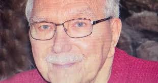 Robert Suski's Instagram, Twitter & Facebook