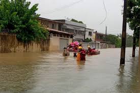 Sobe para seis o número de mortos por causa de forte chuva em Pernambuco; Inmet emite novos alertas