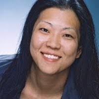 Donna Fahey's Instagram, Twitter & Facebook